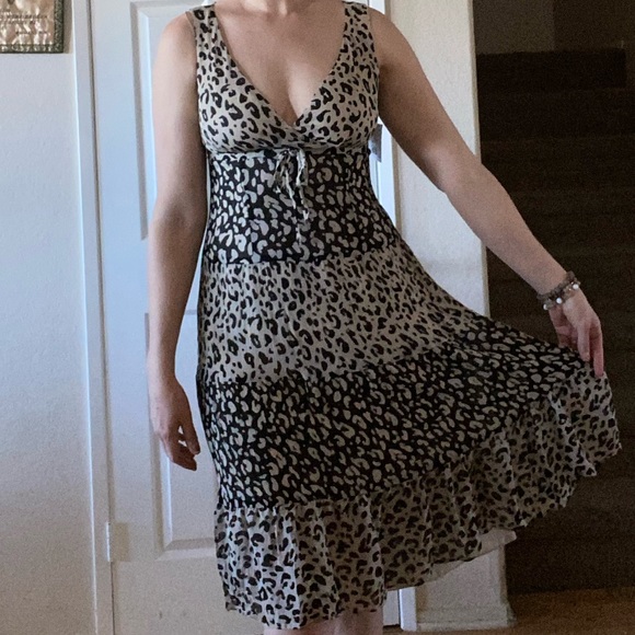 Silk animal print, sleeveless dress - Picture 11 of 11